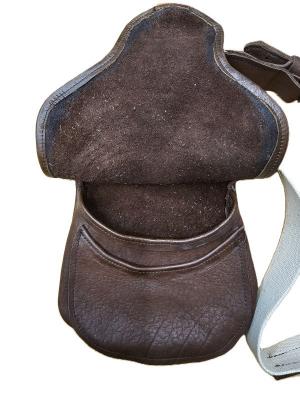 LeatherPossiblesBag_open